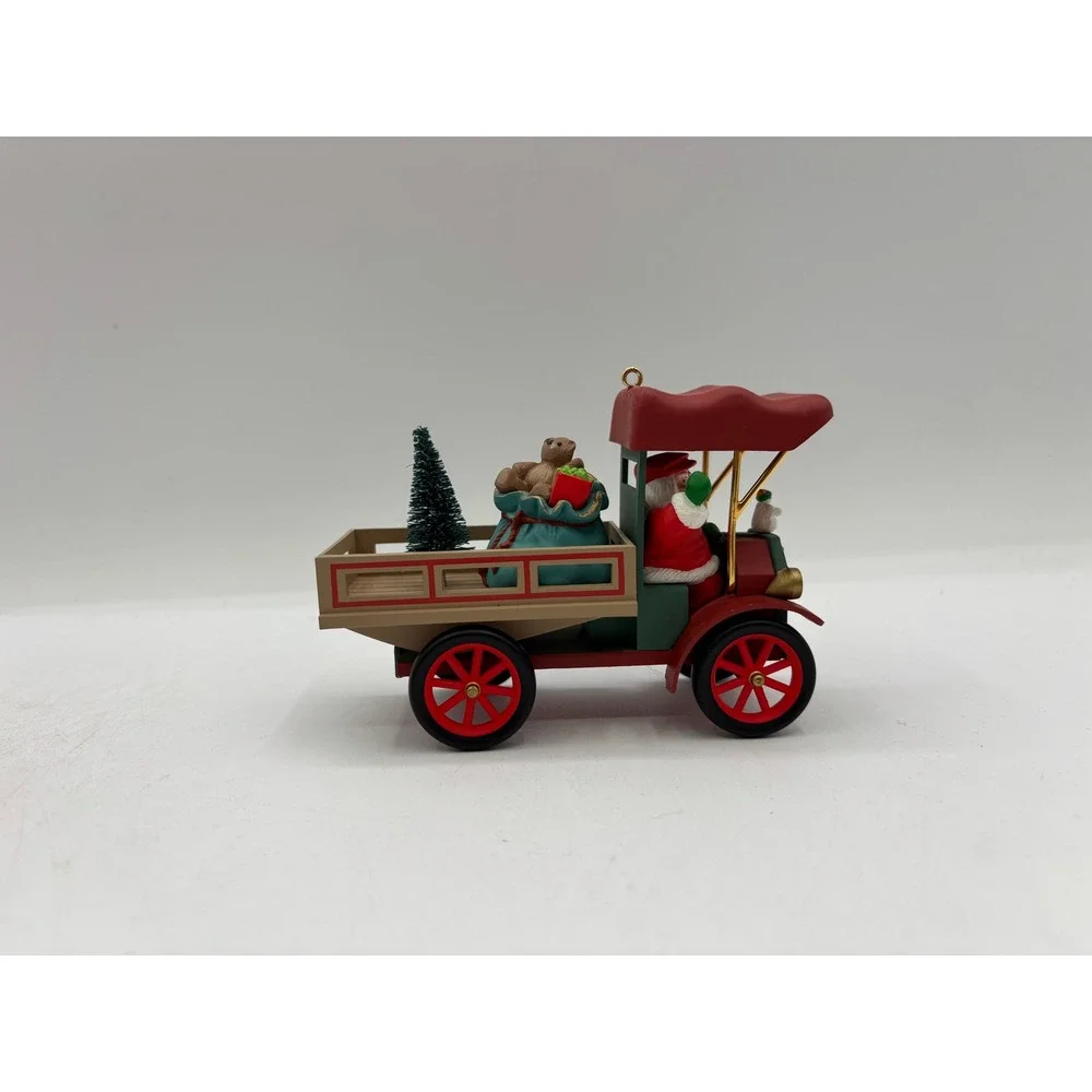 Hallmark Keepsake Ornament 1993 Vintage Happy Haul-idays 15th in the Series